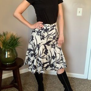 Skirt by Ann Taylor (cotton) size 00